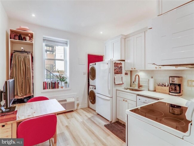 Foto del edificio - Perfect 1 bed updated condo