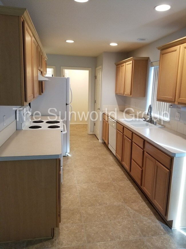 Foto del edificio - 1215 NE 168th St
