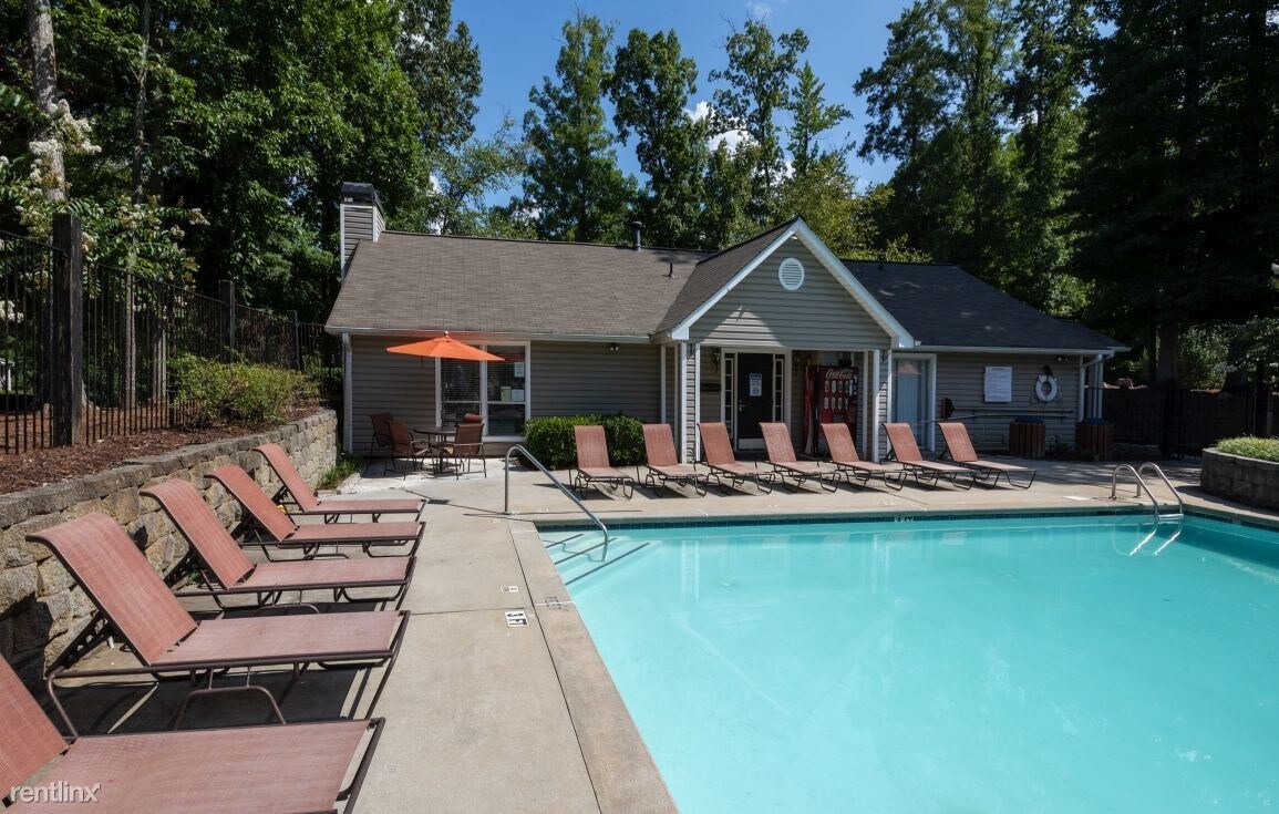 100 Knights Ct Unit Apt 6, Fayetteville, GA 30215 Room for Rent in