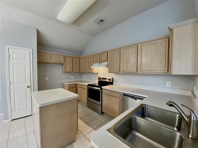 Foto del edificio - 103 Worchester Ln