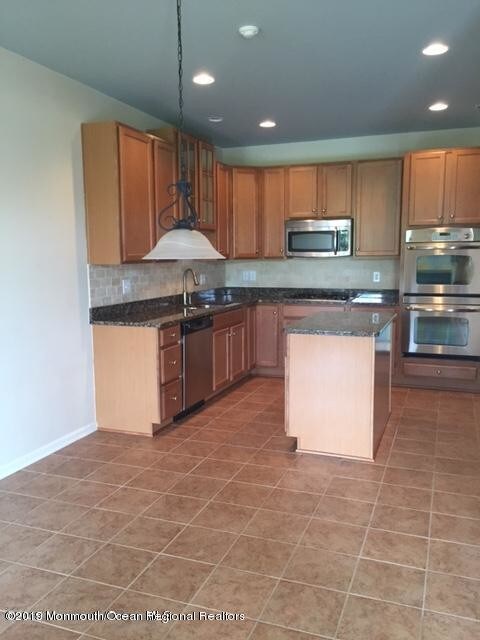 Foto del edificio - 31 Oak Leaf Ln