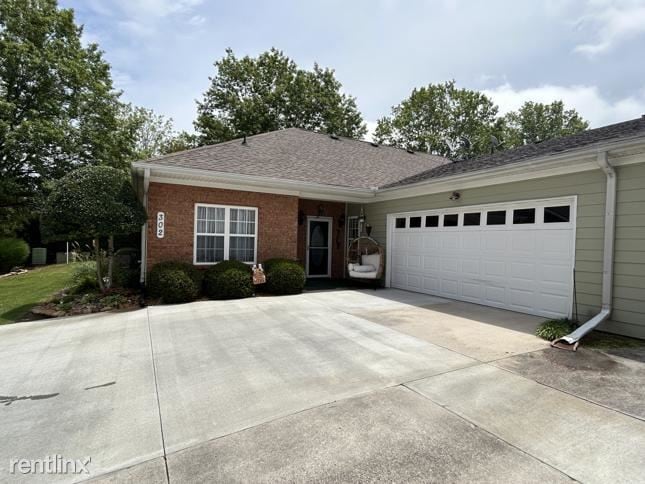 Primary Photo - 3 br, 2 bath House - 302 Commonwealth Circle
