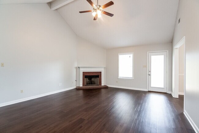 Foto del edificio - 9785 Kingsridge Dr