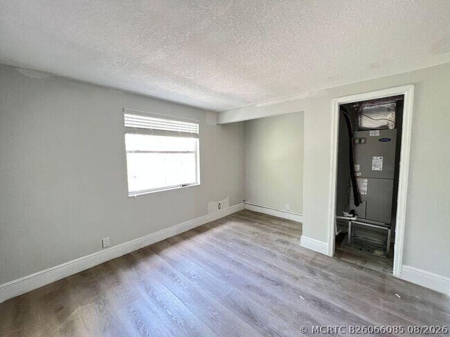 Foto del edificio - 6511 Seminole Dr