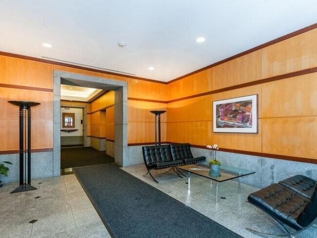 Foto del edificio - 931 Massachusetts Ave