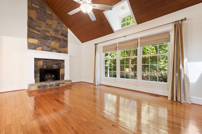Photo - Breathtaking Classic Estate in Falls of New Hope House