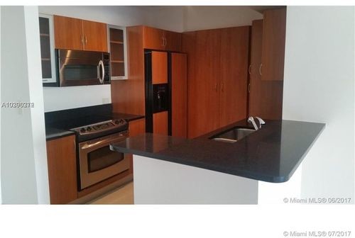 Foto del edificio - 2775 NE 187th St
