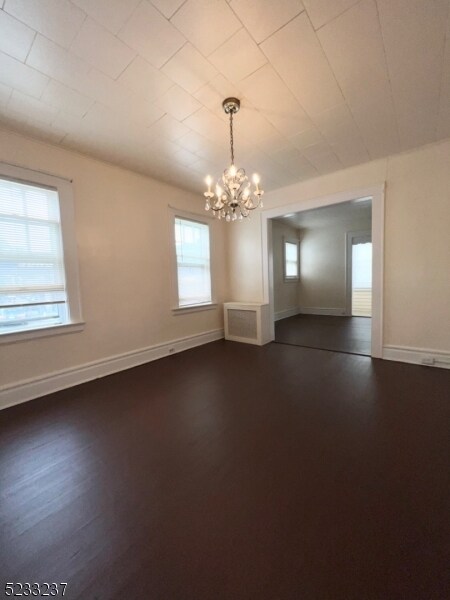 Foto del edificio - 705 Chancellor Ave