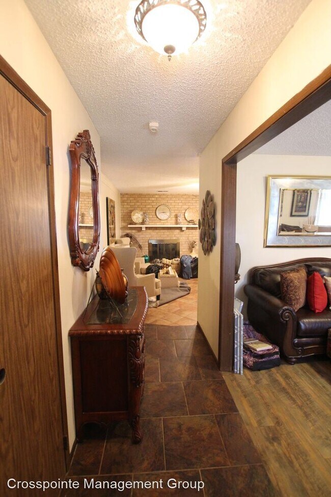 Foto del edificio - 4 br, 2 bath House - 2915 W Azalea