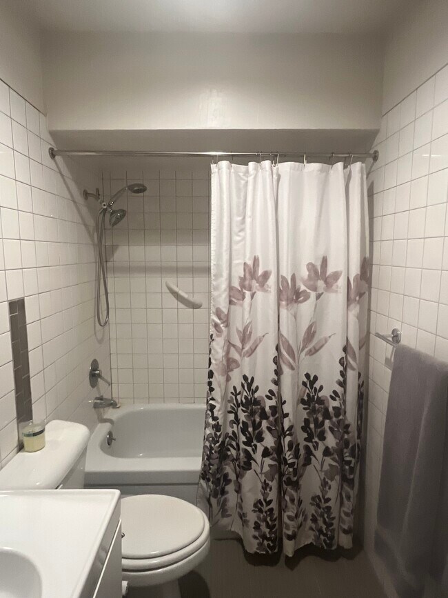 Foto del edificio - 3050 Rue Dorleans