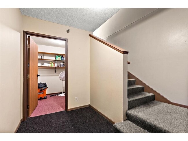 Building Photo - 6048 Chasewood Pkwy