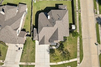 Building Photo - 31183 Pecan Creek Dr