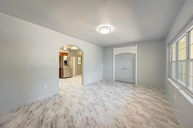 Building Photo - 4325 Talina Way