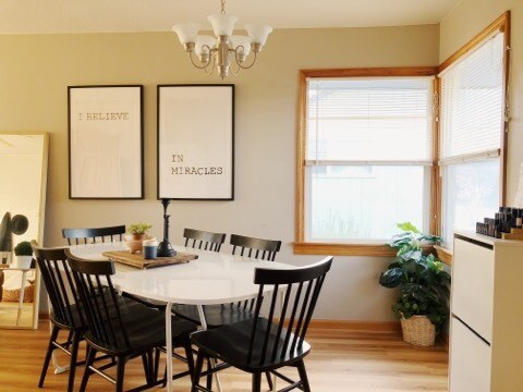 Foto del edificio - 312 N Knights Bridge Rd