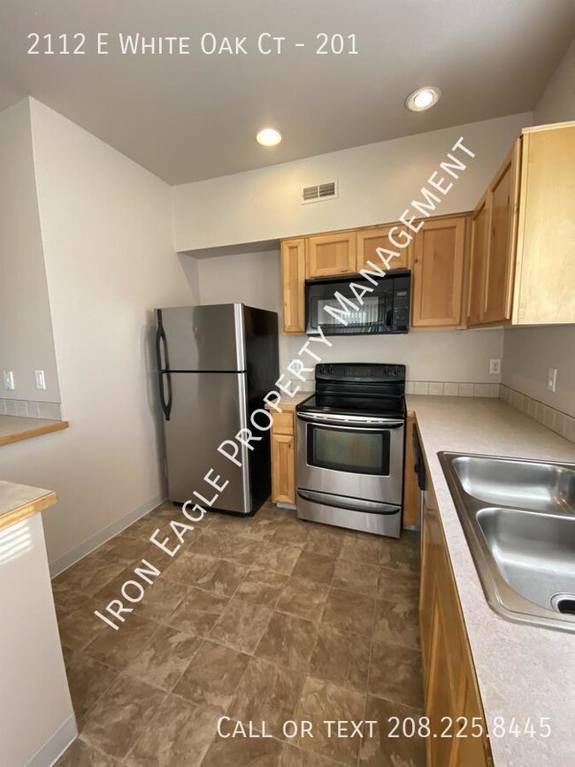 Foto del edificio - 2112 E White Oak Ct