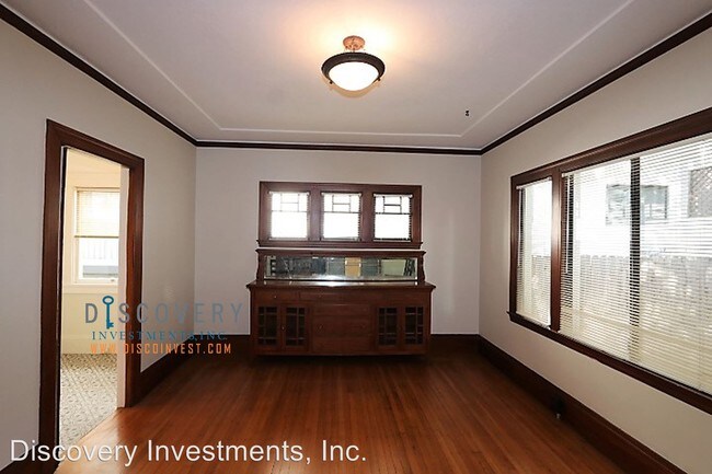 Building Photo - 340-340 Hanover Ave