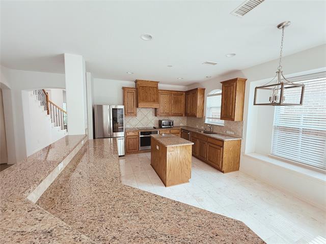 Building Photo - 5612 Leven Ln