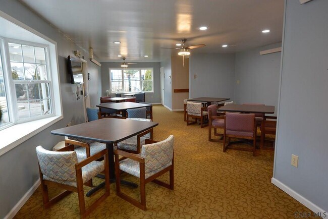 Foto del edificio - 13 1st St