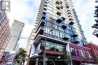 Building Photo - 75-375 St Nicholas St