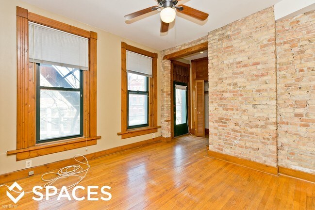 Foto del edificio - 2306 N Lincoln Ave