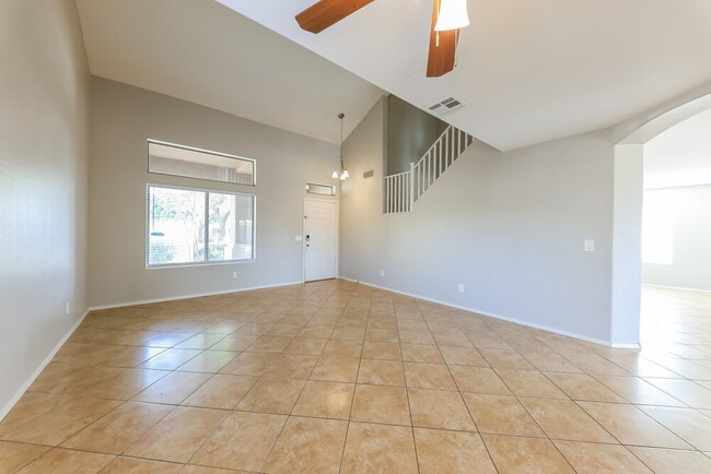 Building Photo - 1304 S 159th Ave
