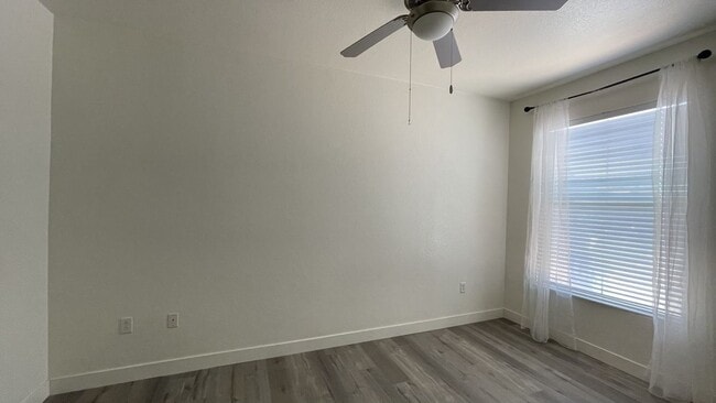 Building Photo - 9975 Peace Way