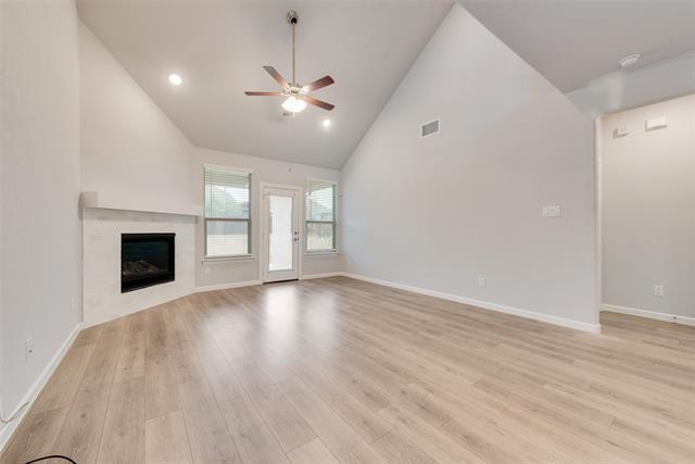 Building Photo - 1412 Monarch Trl