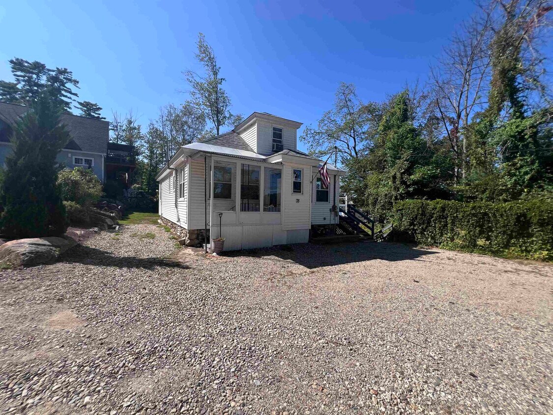 Foto principal - 78 Long Island Rd