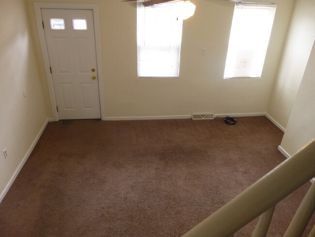 Building Photo - 2606 Larkins Way