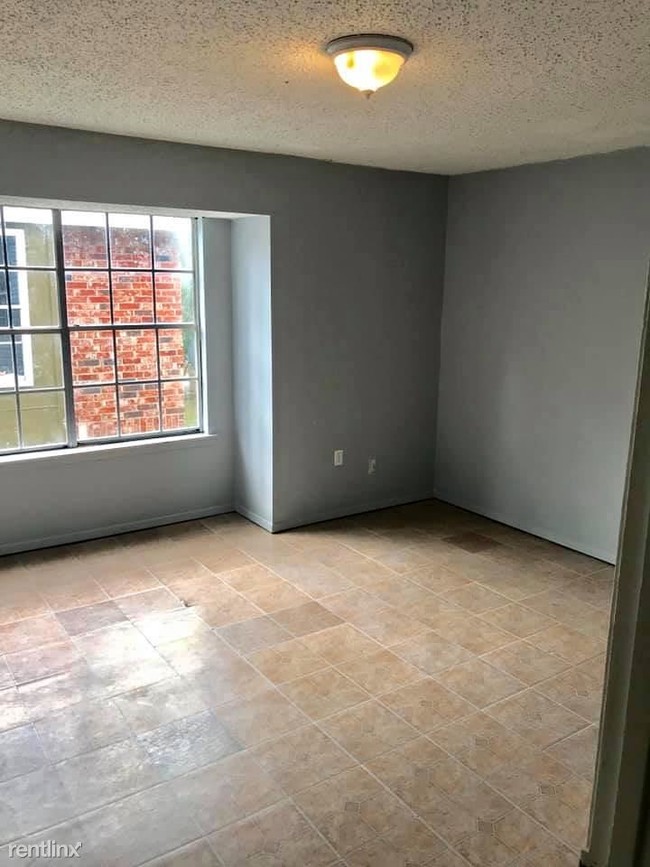 Foto del edificio - 613 Colorado Rd