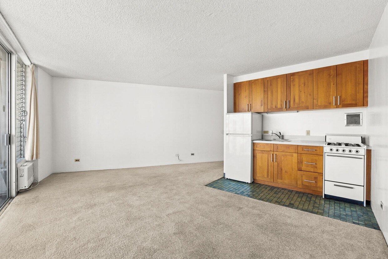 Primary Photo - A Studio with A/C, a full kitchen in Ala M...