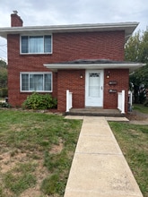 Building Photo - 526 Foster St