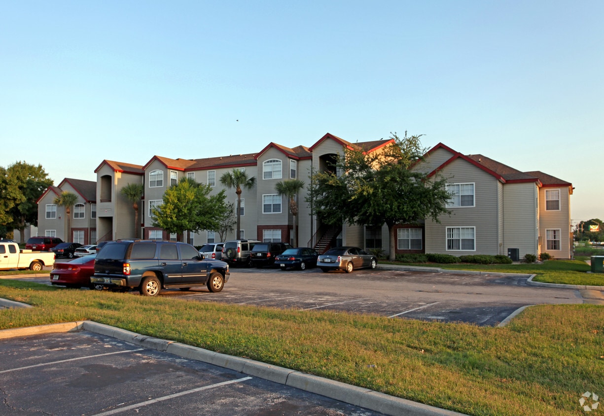 Building Photo - Nassau Bay Apartments