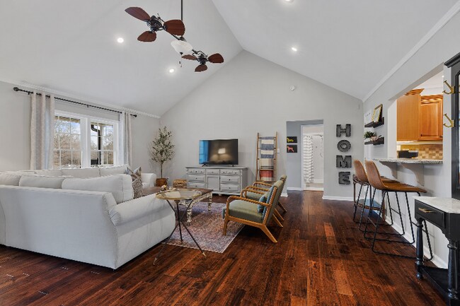 Foto del edificio - 1551 Decatur Dr