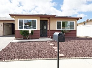 Building Photo - 3189 Coral Dr