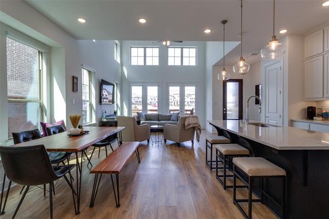 Building Photo - 7932 San Bernard Trl