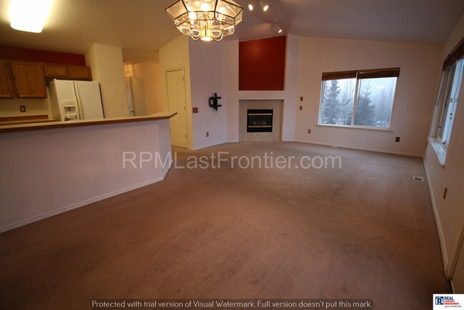 Foto del edificio - 2211 Ridgemont Dr