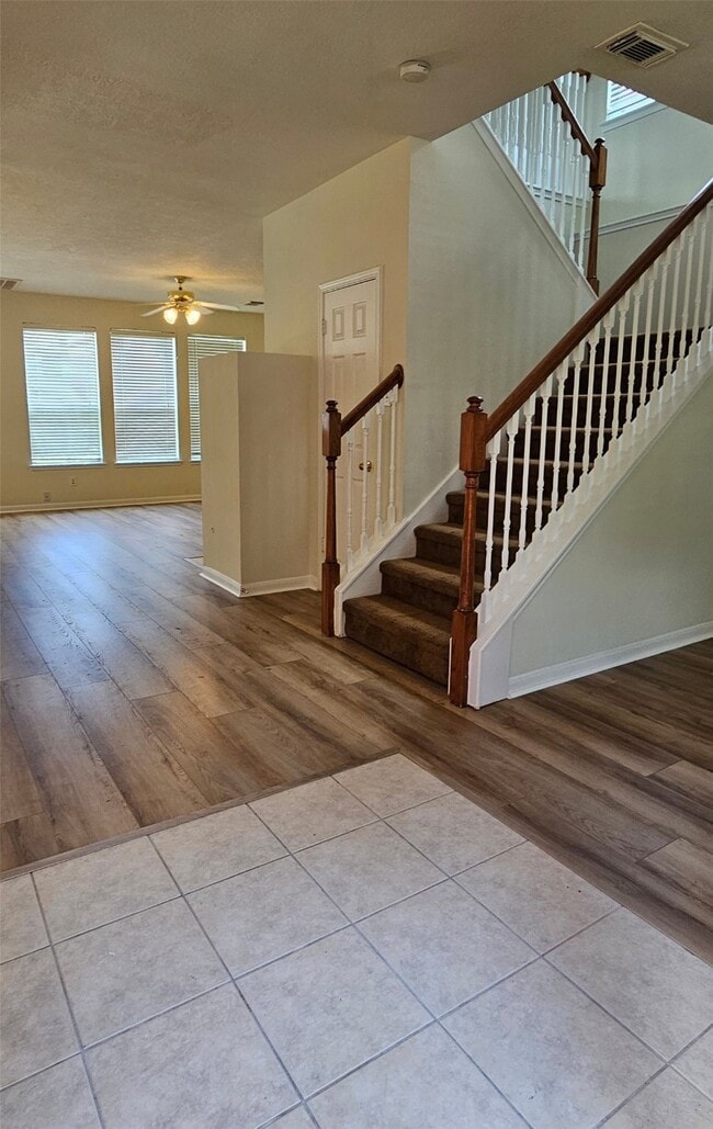 Building Photo - 5723 Ames Crossing
