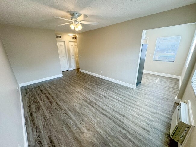 Foto del edificio - 908 14th St