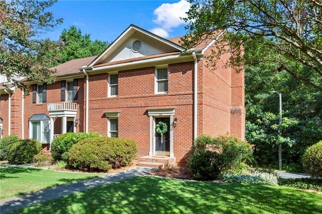 Foto del edificio - 28 Huntington Pl Dr