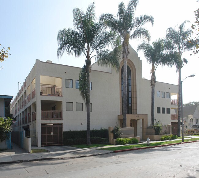 Building Photo - Ross and Durant Apartments