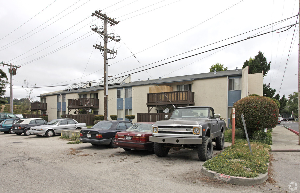 Building Photo - Casa Del Rio Apartments