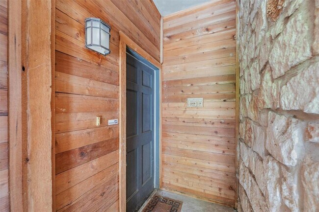 Foto del edificio - 8200 Neely Dr