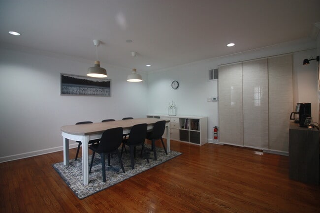 Foto del edificio - 1624 Greenwood Rd