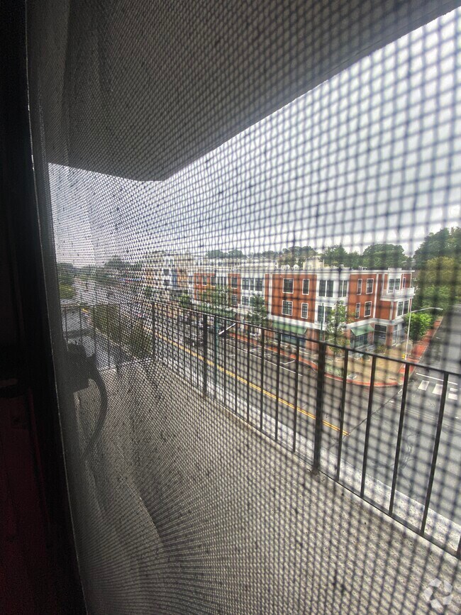 Cushing Square Apartments for Rent with Hardwood Floors Belmont, MA