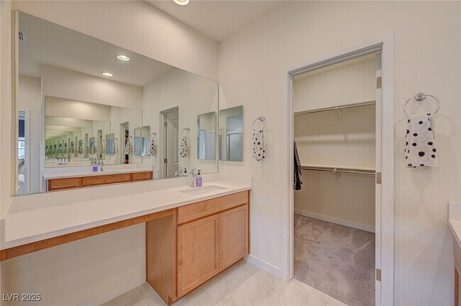 Building Photo - 2641 Evolutionary Ln