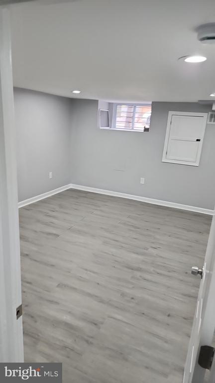 Foto del edificio - 805 N Kenwood Ave