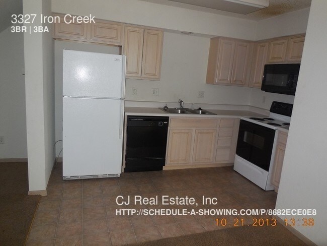 Foto del edificio - 3327 SW Iron Creek Dr