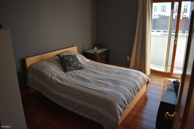 Foto del edificio - 347 94th St