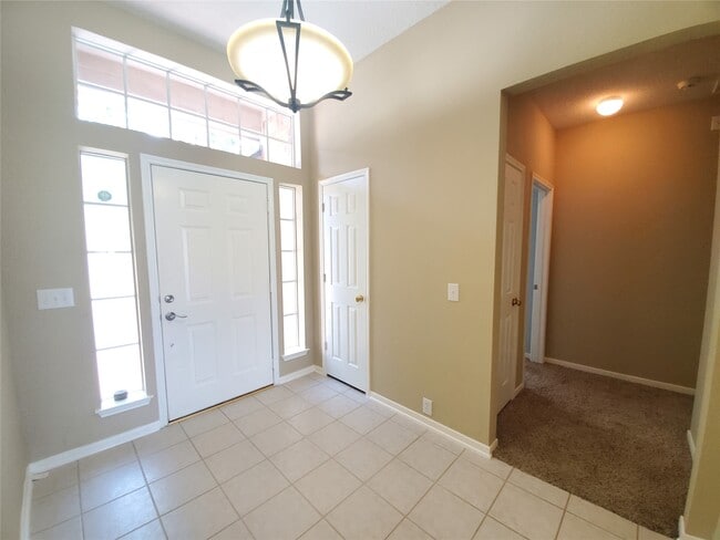 Foto del edificio - 7610 Broken Oak Ln